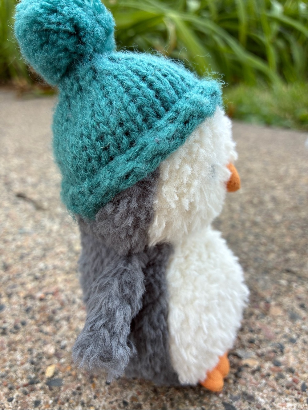 Jellycat Wee Winter Penguin with Teal hat. NWOT pet and smoke free home - Picture 2 of 6